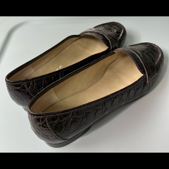 8W Talbots dark chocolate leather croc texture Penny loafers flats shoes - Picture 5 of 11